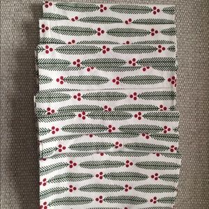 8 Crate & Barrel holiday napkins